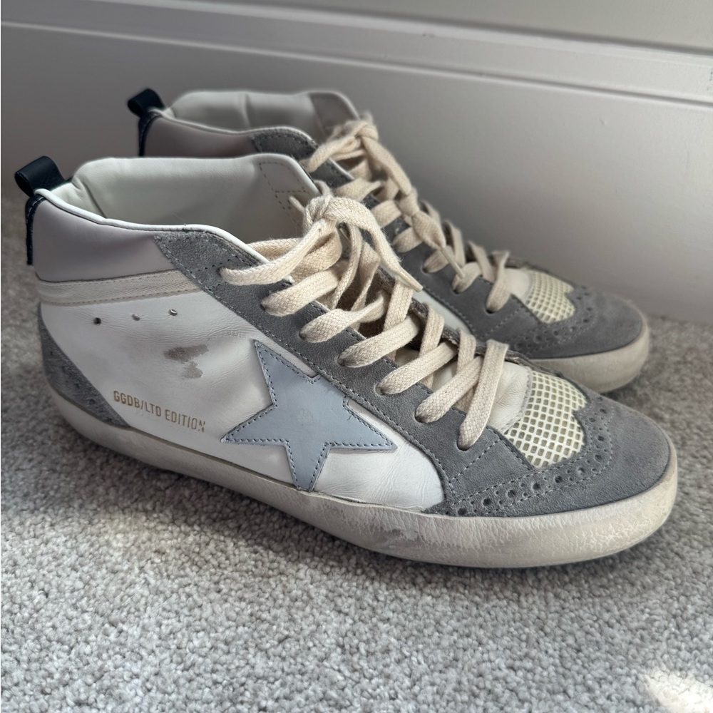 Golden Goose Gray and White Star High-Tops